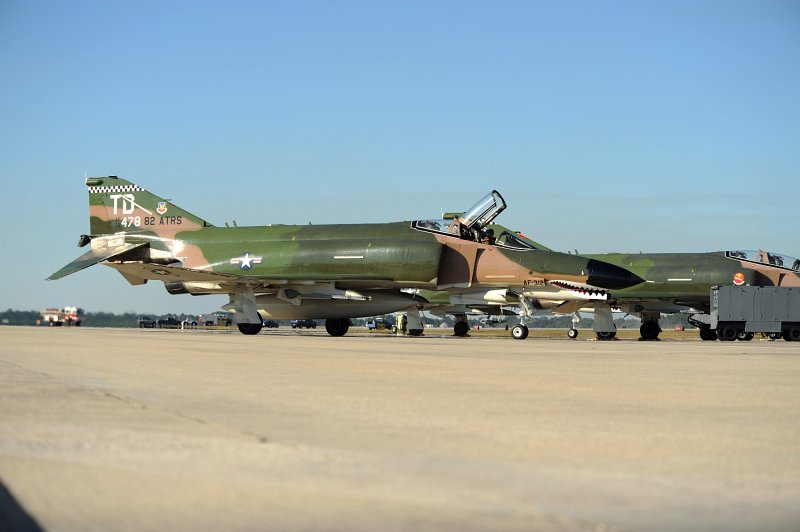 GD DSC_4411.JPG - QF-4E, serial # 72-1478, taxis with LtC J.D. 'Bare' Lee, the Commander of the 82nd Aerial Targets Squadron at the controls. Another QF-4E can be seen in the background.. This aircraft wears tail markings for the Squadron Commander as well as a high-gloss Southeast Asia paint scheme as this aircraft is used in the popular USAF 'Heritage Flight' program. Photographed on 17 Nov. 2008.  © 2008 Greg L. Davis, Aviation Photojournalist  www.focalplaneimagery.com
